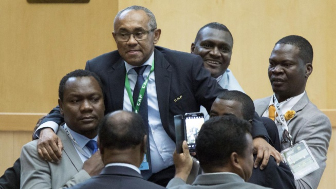 CAF : Hayatou veut collaborer avec Ahmad CAF : Hayatou veut collaborer avec Ahmad