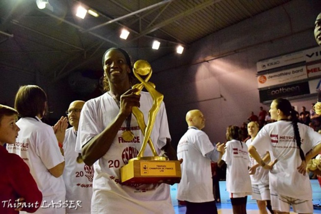 Mame Mary Sy championne de France avec Villeneuve d’Ascq Mame Mary Sy championne de France avec Villeneuve d’Ascq