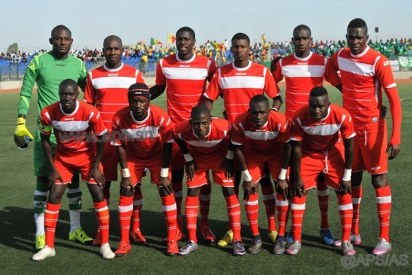 USO- DOUANES (0-1): Les gabelous sur le fil