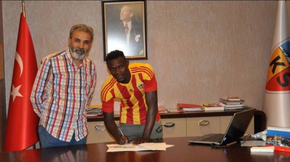 OFFICIEL: Stéphane Badji prêté à Kayserispor (Turquie) pour un an