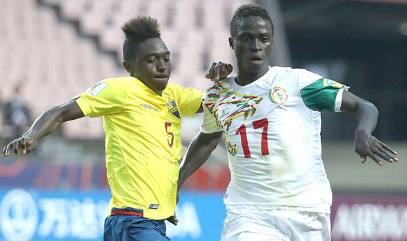 MANCHESTER UNITED ne lâche pas  Krepin Diatta