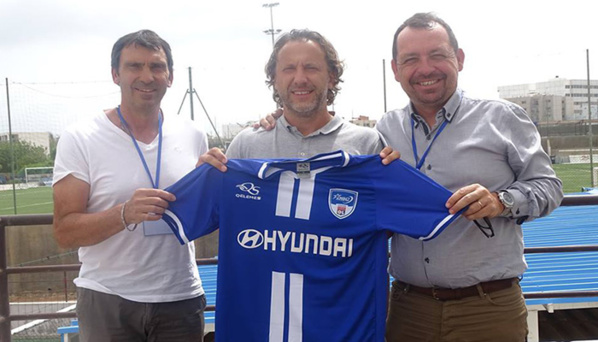 DAKAR SACRE COEUR: Bruno Rohart prolonge pour 1 an DAKAR SACRE COEUR: Bruno Rohart prolonge pour 1 an