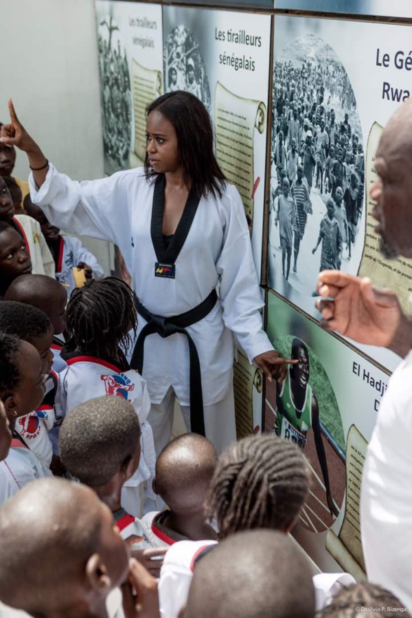 Education par le Sport : Bineta Diedhiou initie un partage avec les enfants autour des valeurs du sport Education par le Sport : Bineta Diedhiou initie un partage avec les enfants autour des valeurs du sport