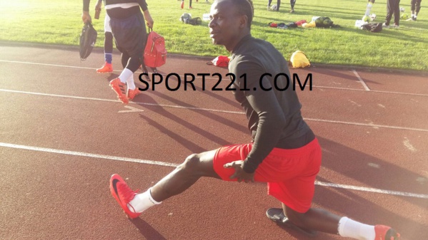 Séance d'entrainement à Paris: Un léger décrassage au menu avant de rallier Polokwane Séance d'entrainement à Paris: Un léger décrassage au menu avant de rallier Polokwane