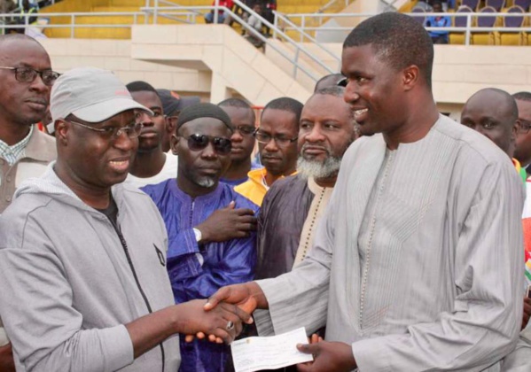 Football : Leader de la ligue 2, Abdou Karim Sall porte chance à l’As Pikine Football : Leader de la ligue 2, Abdou Karim Sall porte chance à l’As Pikine