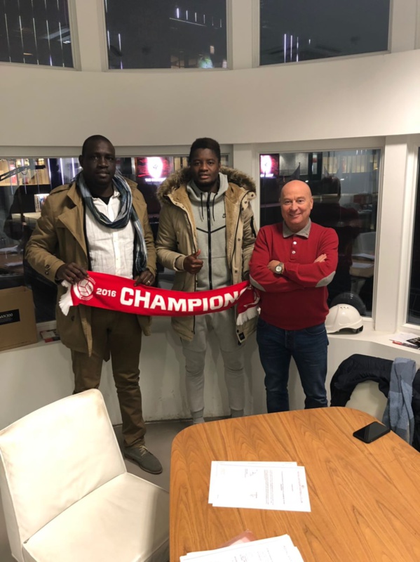 Trois (3) joueurs de l’Avenir Football Club de Dakar signent en Belgique (D1) Trois (3) joueurs de l’Avenir Football Club de Dakar signent en Belgique (D1)