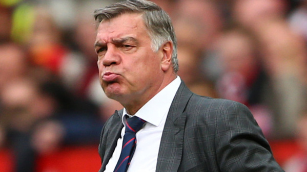 Everton: Sam Allardyce ne veut pas laisser partir Baye Oumar Niasse Everton: Sam Allardyce ne veut pas laisser partir Baye Oumar Niasse