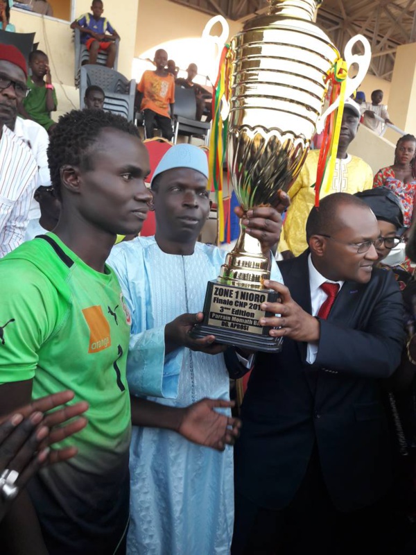 Championnat National Populaire de Nioro : Momath Ba récompense les ASC de sa commune Championnat National Populaire de Nioro : Momath Ba récompense les ASC de sa commune