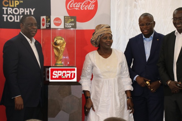 La Coupe du monde au Sénégal: les images de la cérémonie au Palais La Coupe du monde au Sénégal: les images de la cérémonie au Palais