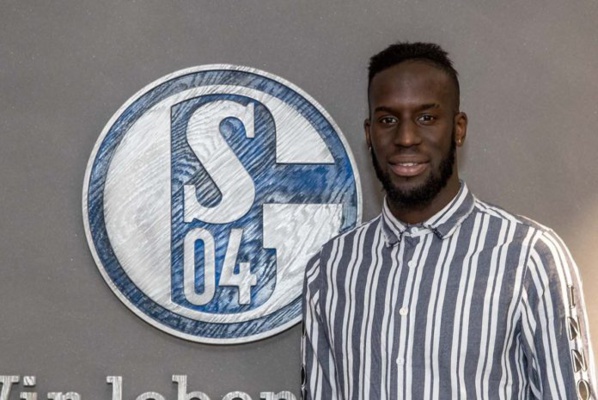 Tranfert : Salif Sané signe à Schalke Tranfert : Salif Sané signe à Schalke