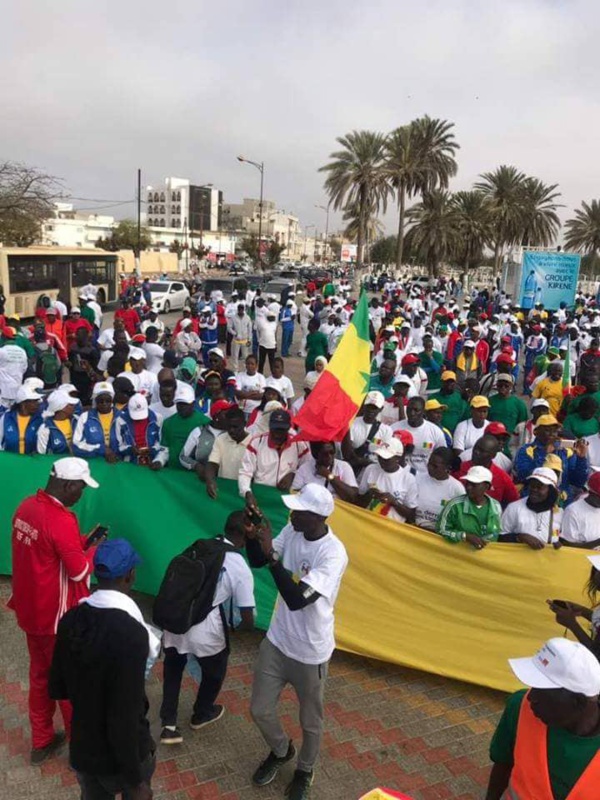 Les images de la grande marche "En route vers la Russie" Les images de la grande marche "En route vers la Russie"