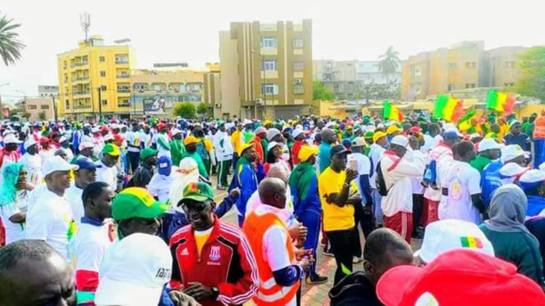 Les images de la grande marche "En route vers la Russie" Les images de la grande marche "En route vers la Russie"