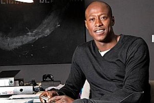 SO FOOT / Les beaux souvenirs de Khalilou Fadiga SO FOOT / Les beaux souvenirs de Khalilou Fadiga