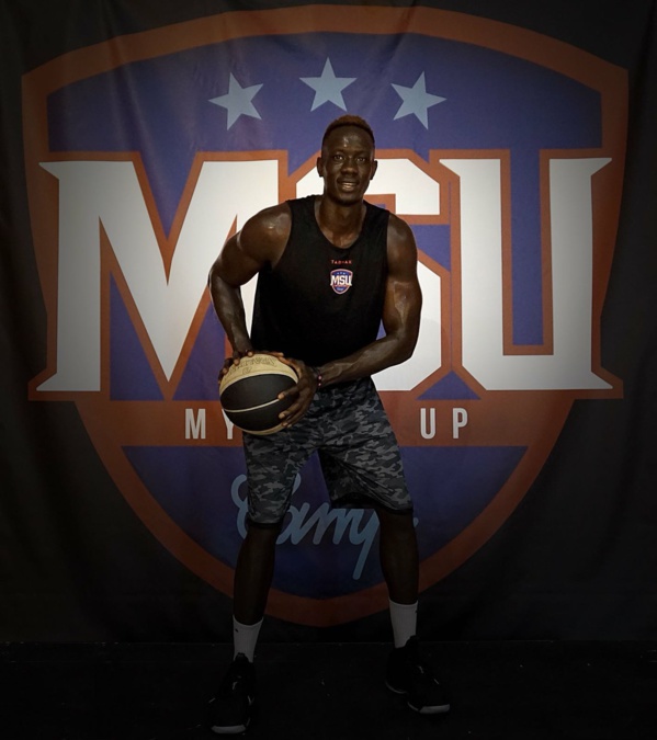 BASKET : L’intérieur Sénégalais Madiop Ndiaye signe dans le Forez BASKET : L’intérieur Sénégalais Madiop Ndiaye signe dans le Forez