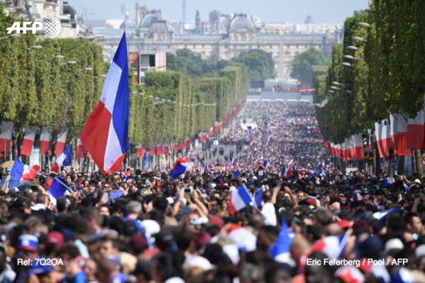 Coupe du monde : Les bleus descendront les champs Elysées cet après midi Coupe du monde : Les bleus descendront les champs Elysées cet après midi