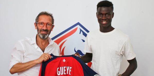 El Hadji Arfang Gueye signe à Lille El Hadji Arfang Gueye signe à Lille