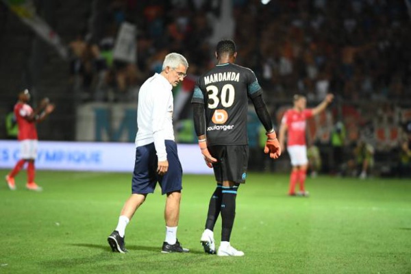 Marseille : Bouna Sarr et Mananda out au moins pour 3 semaines Marseille : Bouna Sarr et Mananda out au moins pour 3 semaines