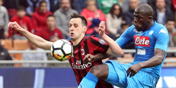 Naples de Koulibaly renverse l'AC Milan