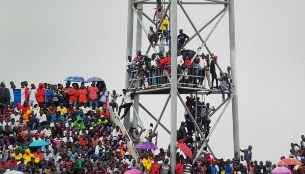 15 000 supporters de trop pour Gambie-Algérie ! 15 000 supporters de trop pour Gambie-Algérie !