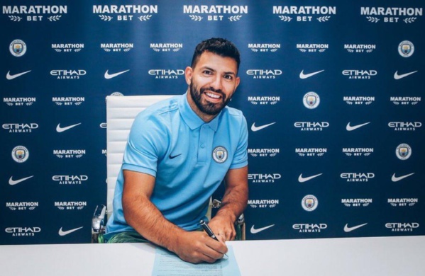 OFFICIEL : Sergio Aguero prolonge avec Manchester City. OFFICIEL : Sergio Aguero prolonge avec Manchester City.