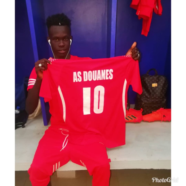 AS Douane : à la découverte de Salif Gueye alias Balotelli, un jeune footballeur très ambitieux