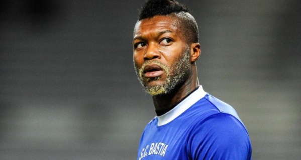 Djibril Cissé : prêt à jouer au Wakriya AC de guinée dès cette saison Djibril Cissé : prêt à jouer au Wakriya AC de guinée dès cette saison