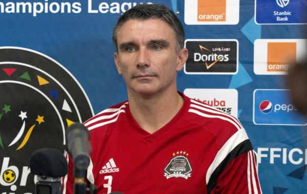 Al Ahly: le coach Patrice Carteron contre-attaque et accuse l’Espérance Al Ahly: le coach Patrice Carteron contre-attaque et accuse l’Espérance