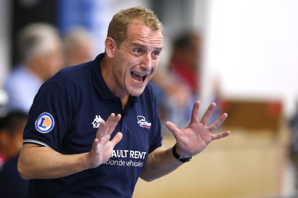 Frédéric Bougeant (coach Sénégal) : « Je sens que l’équipe monte en charge » Frédéric Bougeant (coach Sénégal) : « Je sens que l’équipe monte en charge »