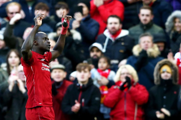 Premier League : Sadio Mané Bat le record de Kanu et menace Yaya Touré