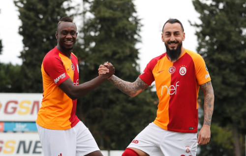 Europa League : Galatasaray choisi Mbaye Diagne plutôt que Kostas Mitrogolu