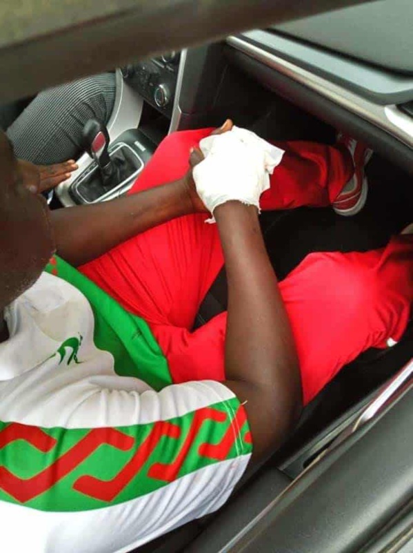 Match Jaraaf-Pikine : Djibril Fall et un supporter d’As Pikine blessés Match Jaraaf-Pikine : Djibril Fall et un supporter d’As Pikine blessés