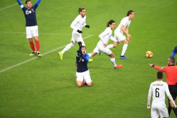 La FIFA revoit le règlement concernant la main involontaire