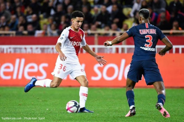 L’équipe nationale du Sénégal taraude-t-elle la tête de Sofiane Diop L’équipe nationale du Sénégal taraude-t-elle la tête de Sofiane Diop