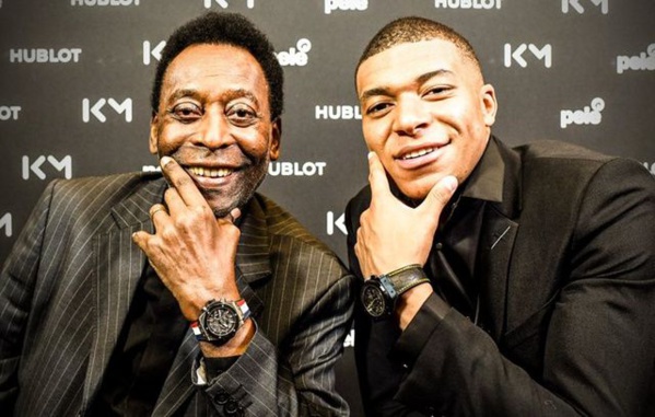 PHOTOS : la rencontre entre Mbappé et Pelé PHOTOS : la rencontre entre Mbappé et Pelé