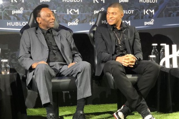 PHOTOS : la rencontre entre Mbappé et Pelé PHOTOS : la rencontre entre Mbappé et Pelé