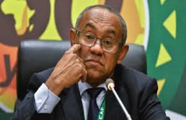 Ahmad Ahmad défend le Cameroun face aux Comores Ahmad Ahmad défend le Cameroun face aux Comores