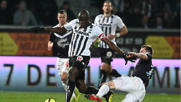 Rupture des ligaments croisés du genou : Fin de saison pour Cheikh Ndoye Rupture des ligaments croisés du genou : Fin de saison pour Cheikh Ndoye