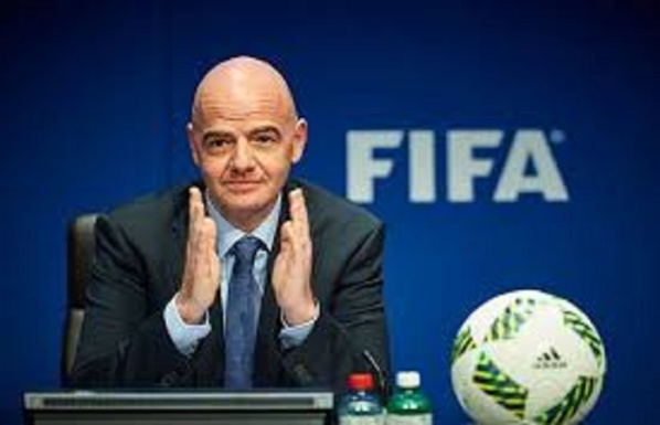 Génération Foot : Infantino félicite Mady Toure Génération Foot : Infantino félicite Mady Toure