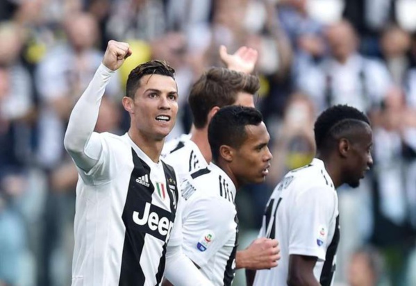 Ronaldo répond à ses détracteurs : « Ils sont nombreux à dire que je suis fini, mais 'El Bicho' est toujours là » Ronaldo répond à ses détracteurs : « Ils sont nombreux à dire que je suis fini, mais 'El Bicho' est toujours là »