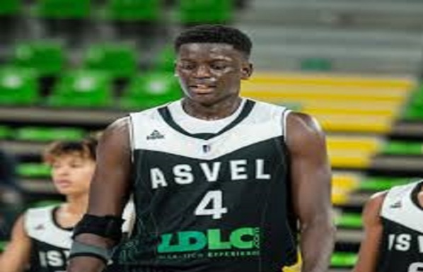 Basketball : Khadim Sow remporte la Coupe de France Basketball : Khadim Sow remporte la Coupe de France