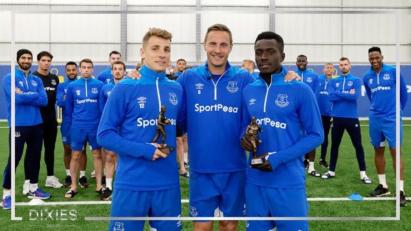 Everton : Idrissa Gana Gueye élu meilleur joueur de la saison Everton : Idrissa Gana Gueye élu meilleur joueur de la saison