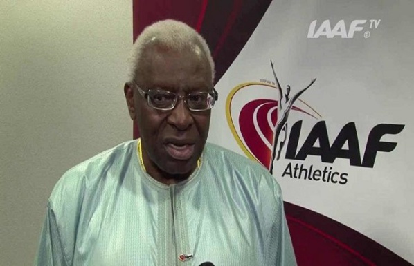 Lamine Diack après son renvoi en correctionnel : « Je vais faire une conférence de presse…»