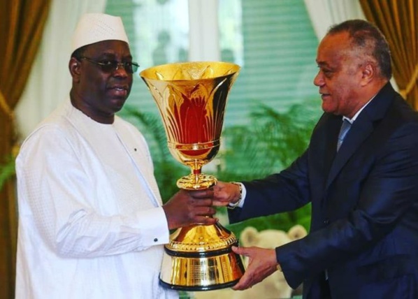 Trophy Tour Chine 2019 : Macky Sall a reçu le trophée de la Coupe du monde (Photos)