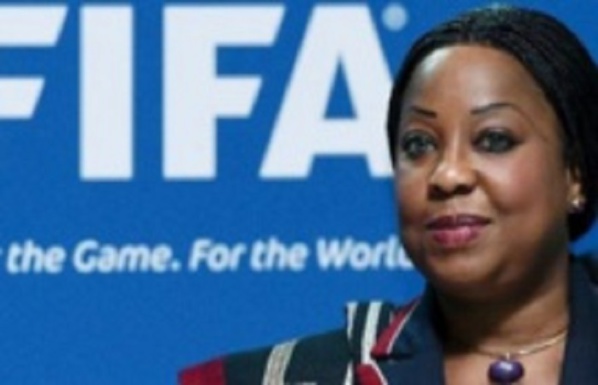 Fifa : Fatma Samoura victime d’un vol à Paris Fifa : Fatma Samoura victime d’un vol à Paris