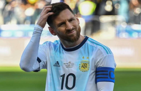 La Conmebol juge les accusations de corruption de Messi "inacceptables La Conmebol juge les accusations de corruption de Messi "inacceptables