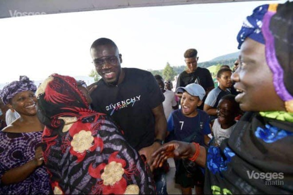 Kalidou Koulibaly accueilli en héros dans sa ville natale en France Kalidou Koulibaly accueilli en héros dans sa ville natale en France