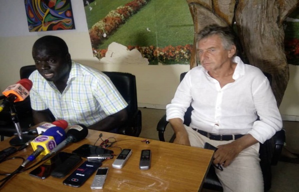 Yathi Breizh à Thiès : Kabir Pène entame la réhabilitation du terrain de Basket de l’US Rail Yathi Breizh à Thiès : Kabir Pène entame la réhabilitation du terrain de Basket de l’US Rail