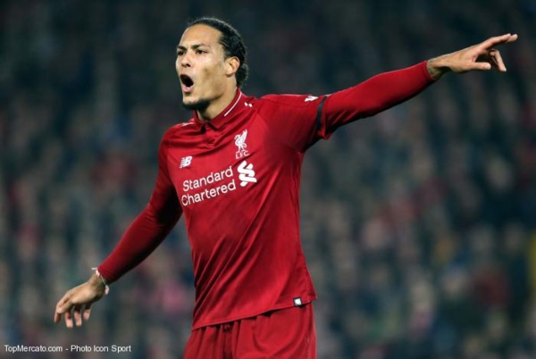 Ligue des Champions 2018/2019 : Virgil Van Dijk élu meilleur défenseur Ligue des Champions 2018/2019 : Virgil Van Dijk élu meilleur défenseur