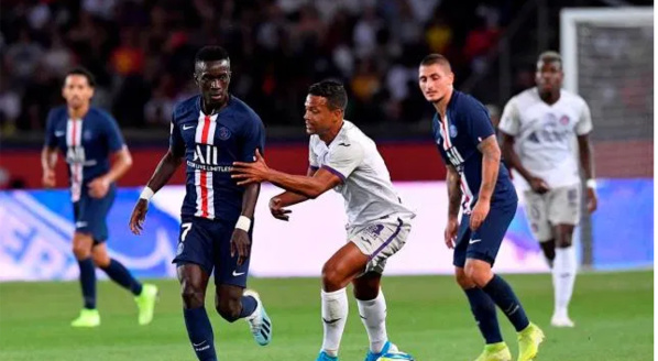 Idrissa Gana Gueye participe au festival du PSG