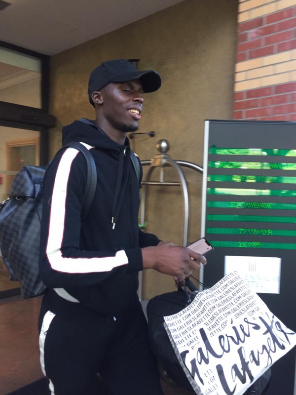 Sénégal-Brésil : Sa blessure constatée par le médecin des Lions, Mendy rentre à Rennes Sénégal-Brésil : Sa blessure constatée par le médecin des Lions, Mendy rentre à Rennes